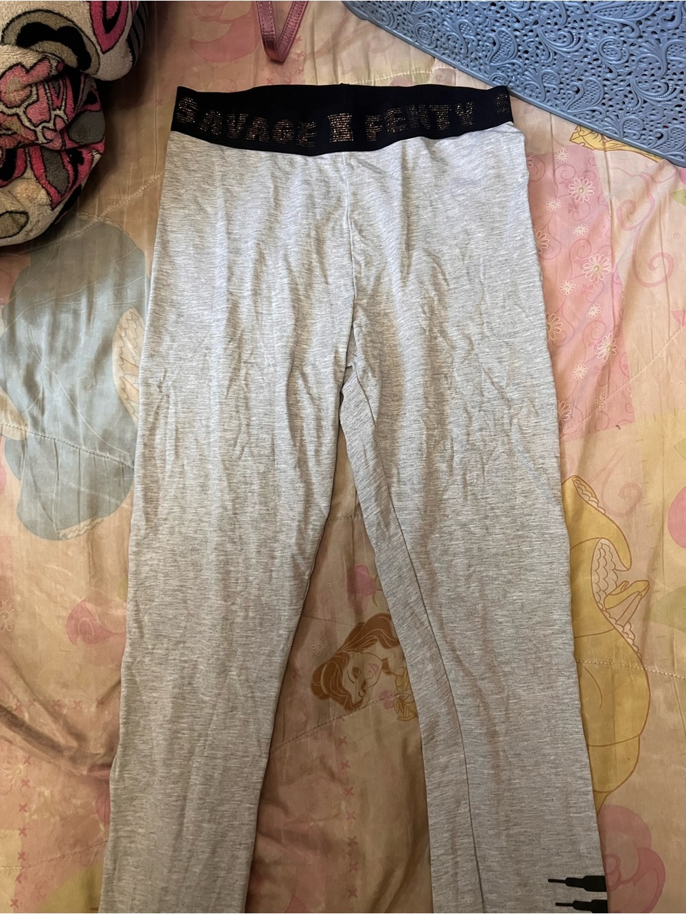Savage X Fenty Kids Light Grey Leggings with Black Logo Waistband